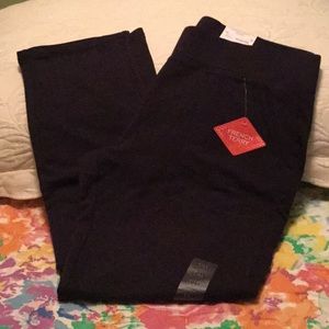 🌻2x$15 Slim leg FRENCH terry NWT black pants